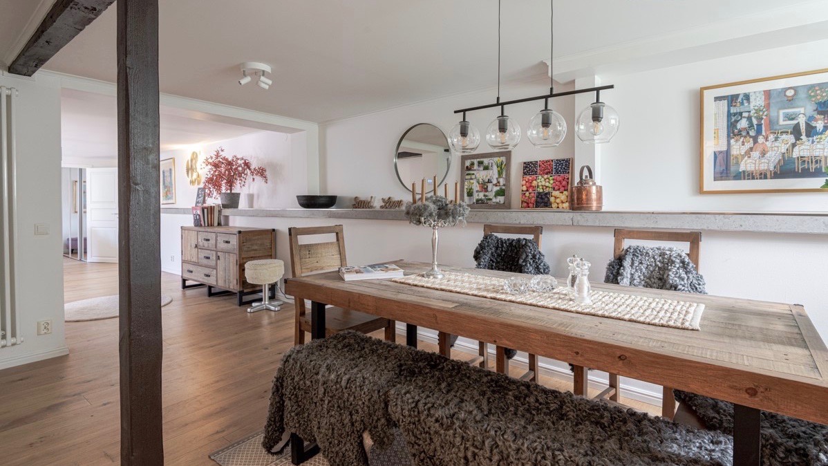 Boka 2023- Fint Gårdshus i innerstan