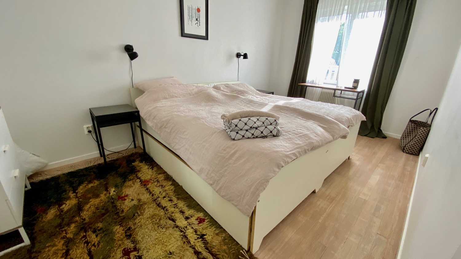 Boka 2023 - Fin 3:a med balkong bara ett stenkast från Almedalen