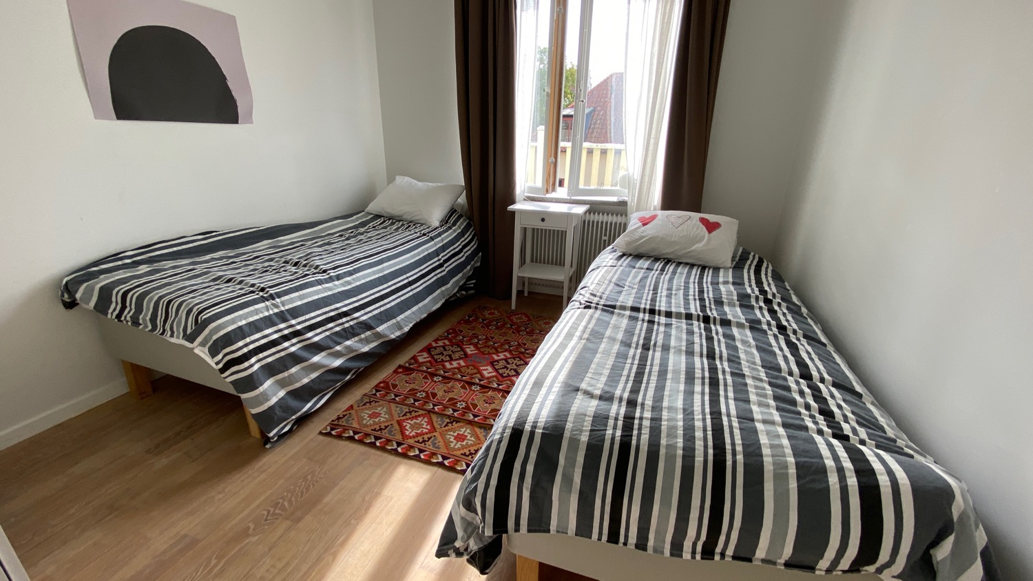 Boka 2023 - Fin 3:a med balkong bara ett stenkast från Almedalen