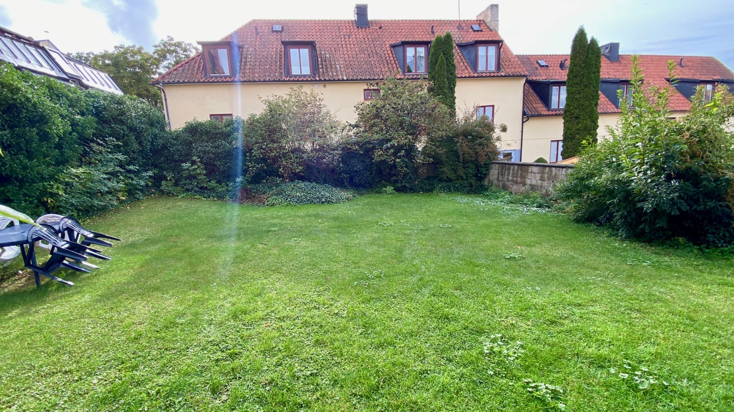 Boka 2023 - Fin 3:a med balkong bara ett stenkast från Almedalen