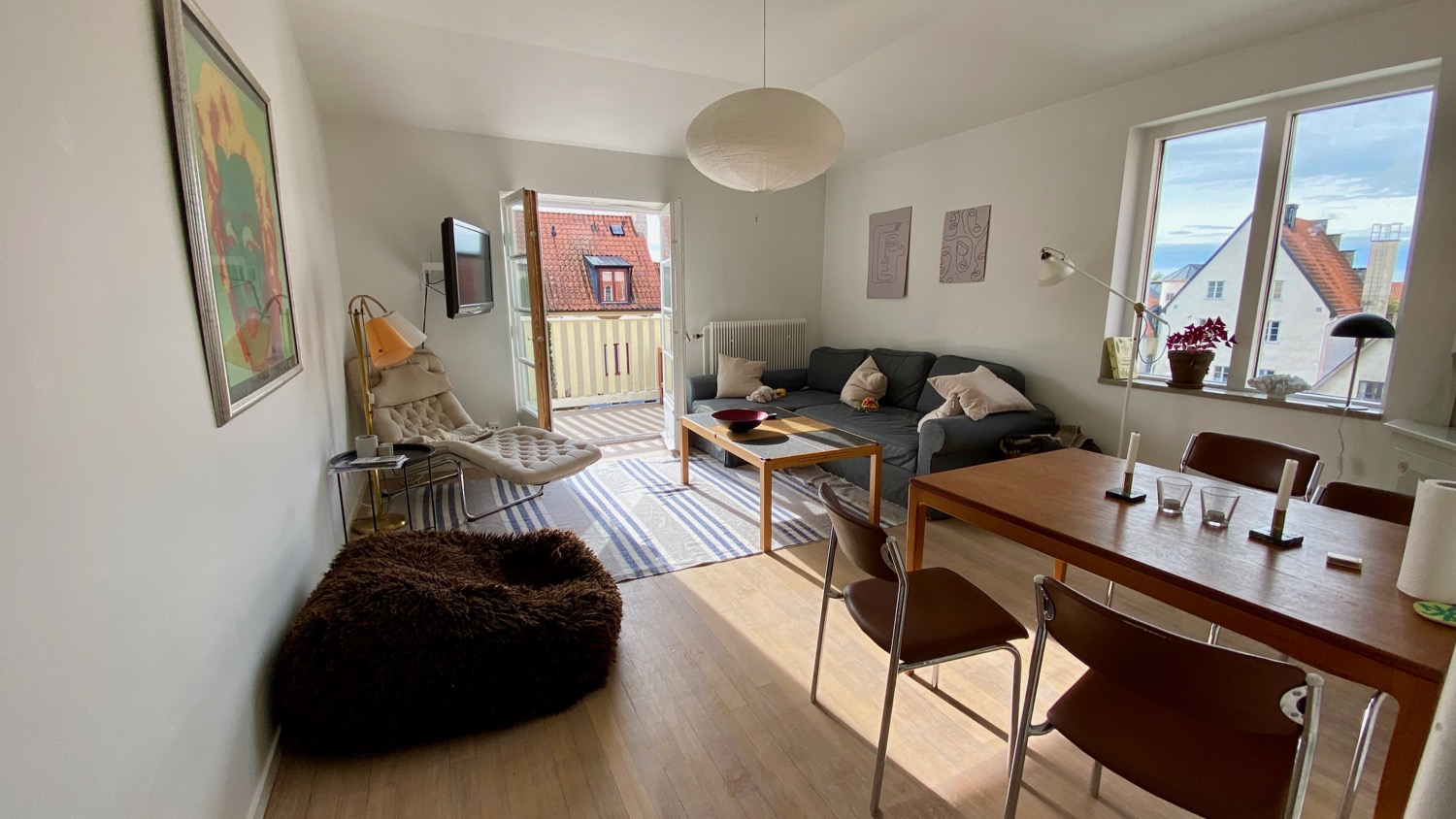 Boka 2023 - Fin 3:a med balkong bara ett stenkast från Almedalen