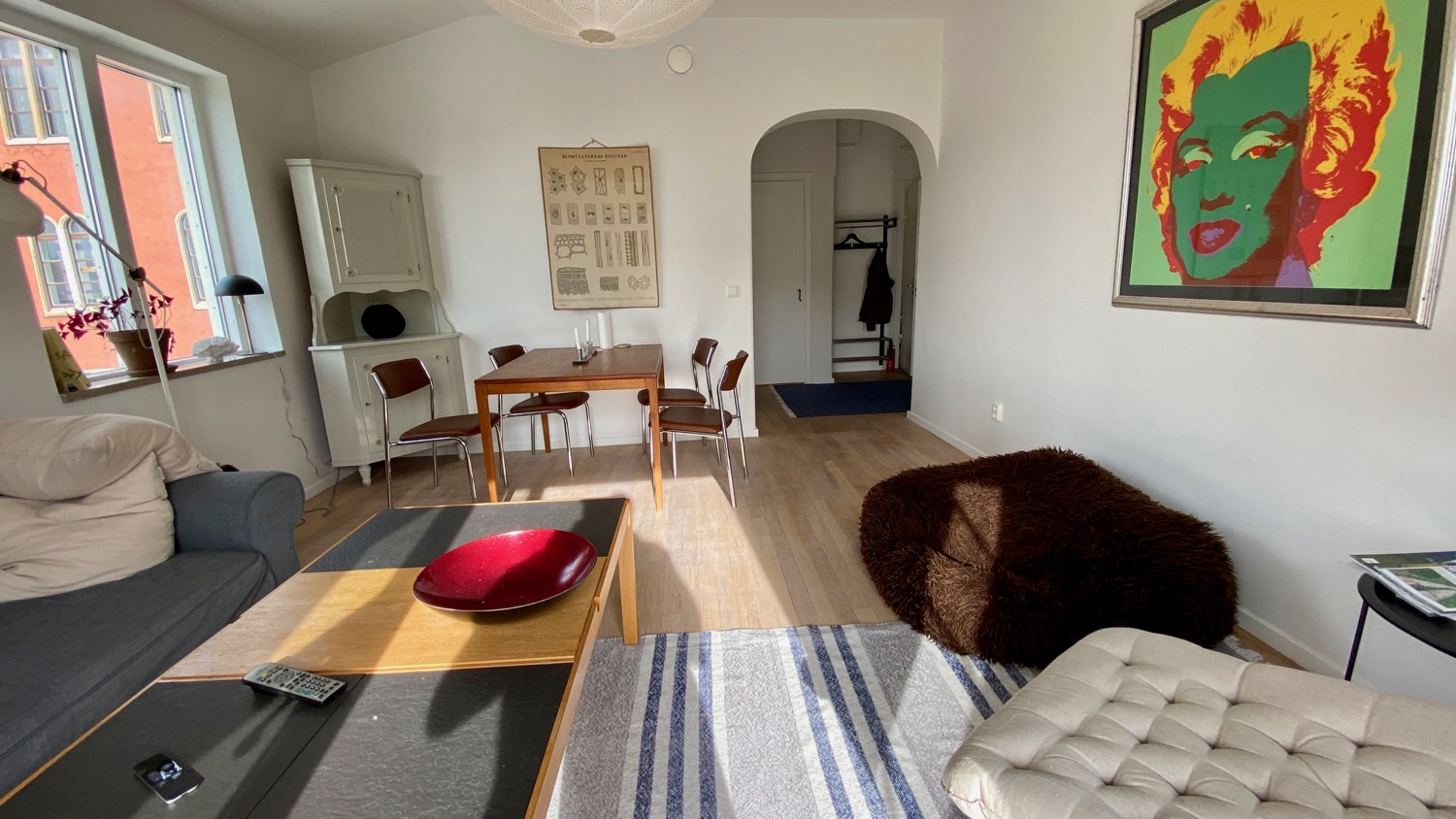 Boka 2023 - Fin 3:a med balkong bara ett stenkast från Almedalen