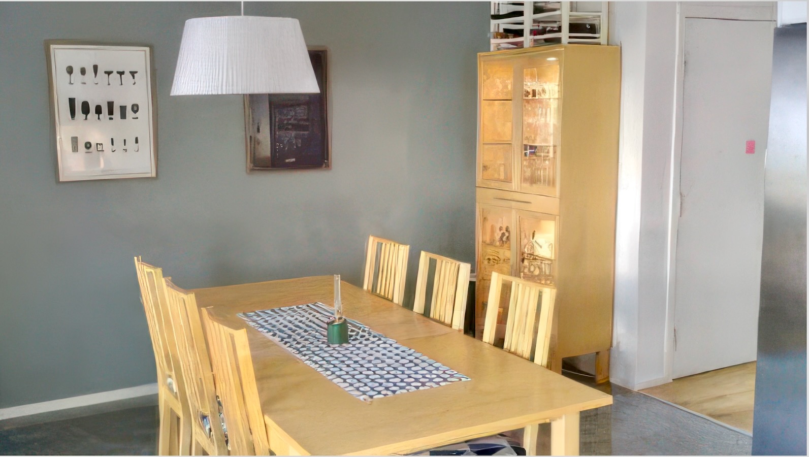 Modernt radhus med 4 sovrum på gångavstånd från ringmuren