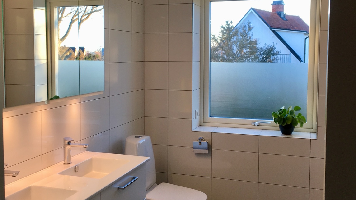 Boka MTV 2026 - Stor villa med 5 sovrum / 8 bäddar - 10 minuters promenad från Visby centrum