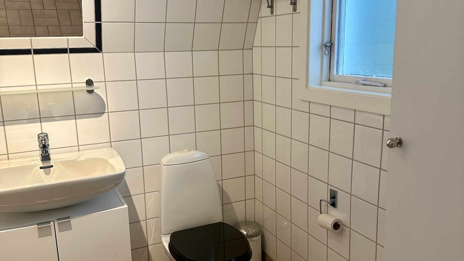 Boka 2027 - Lägenhet, 3 rok, på gångavstånd från innerstan