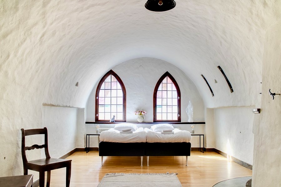 Boka 2026 - Paradvåning på Stora Torget - 150 m2 - 12 bäddar - bra för möten