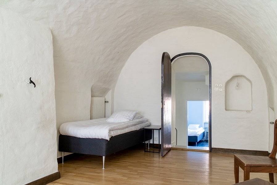 Boka 2026 - Paradvåning på Stora Torget - 150 m2 - 12 bäddar - bra för möten