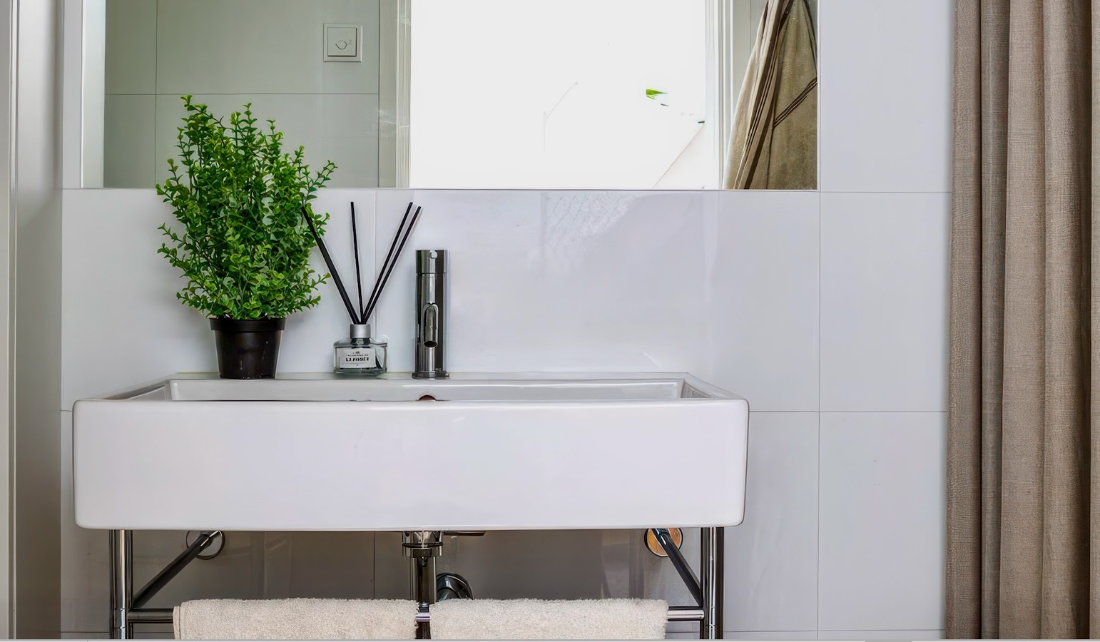 Townhouse på 3 plan på Södra Murgatan, mitt i hjärtat av Visby innerstad