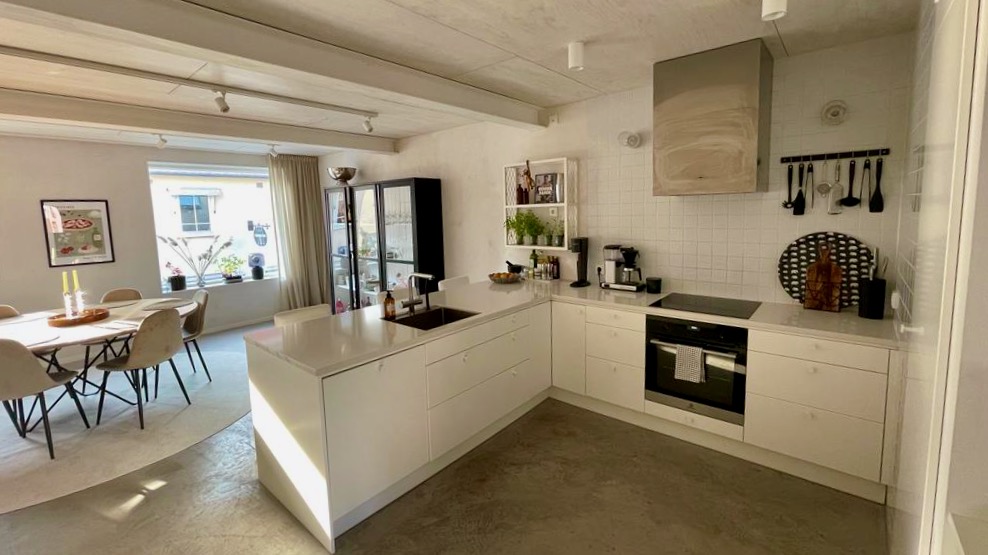 Townhouse på 3 plan på Södra Murgatan, mitt i hjärtat av Visby innerstad