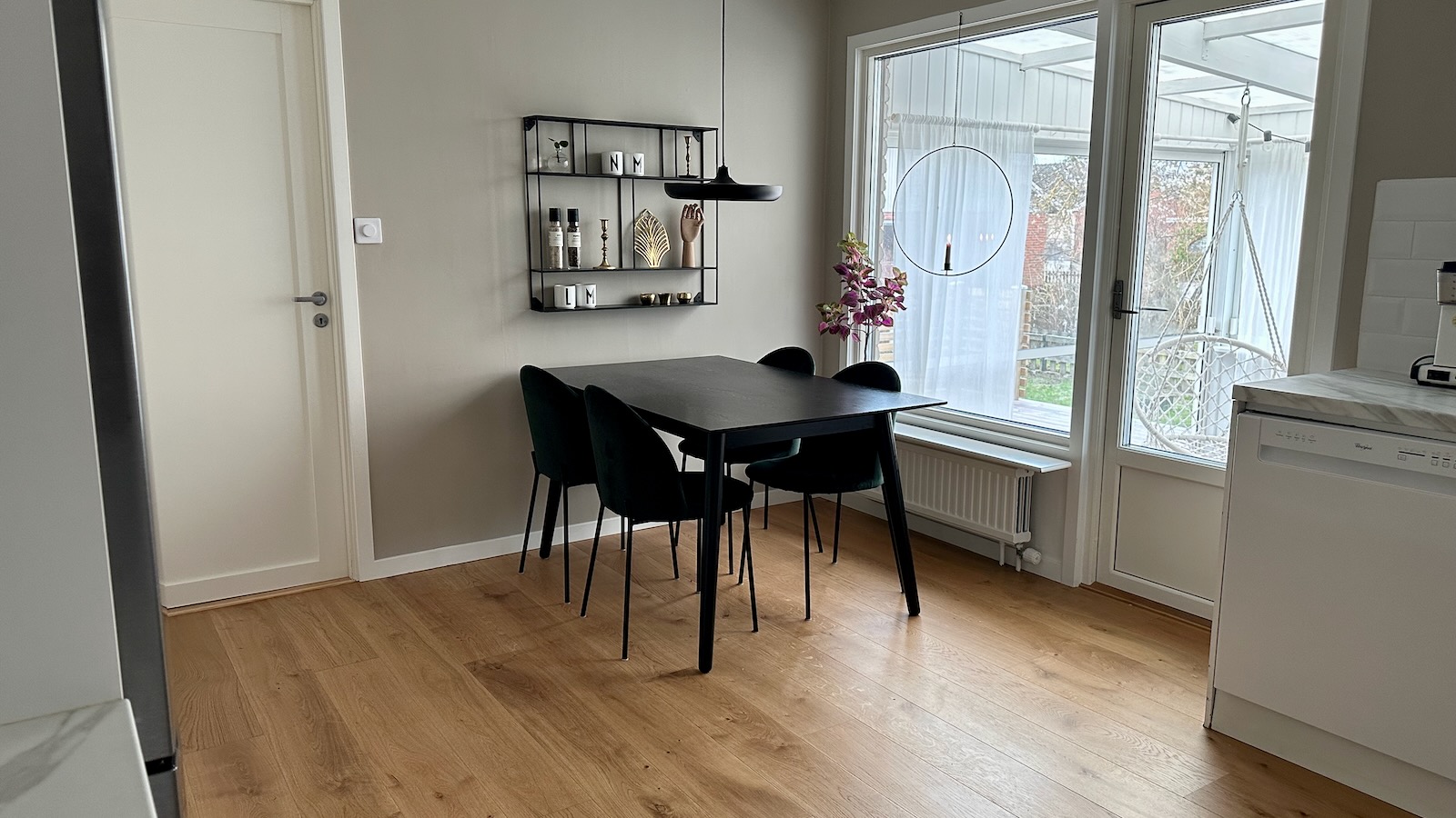 Boka 2026 - Villa med 4 sovrum på 195 m2, Gångavstånd till ringmuren