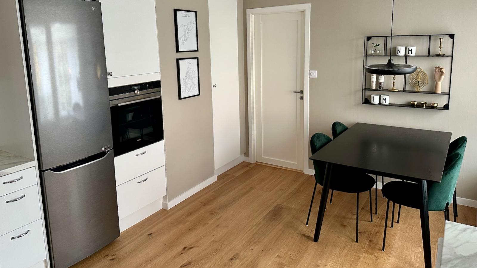 Boka 2026 - Villa med 4 sovrum på 195 m2, Gångavstånd till ringmuren