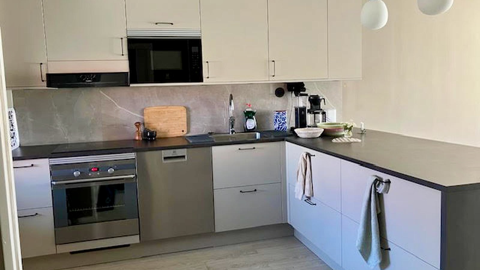 Lägenhet med egen uteplats, intill Skansport, nära Almedalen