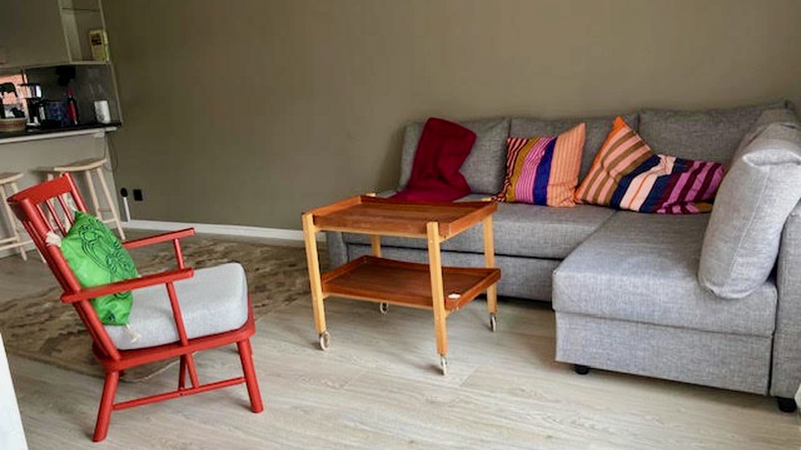 Lägenhet med egen uteplats, intill Skansport, nära Almedalen