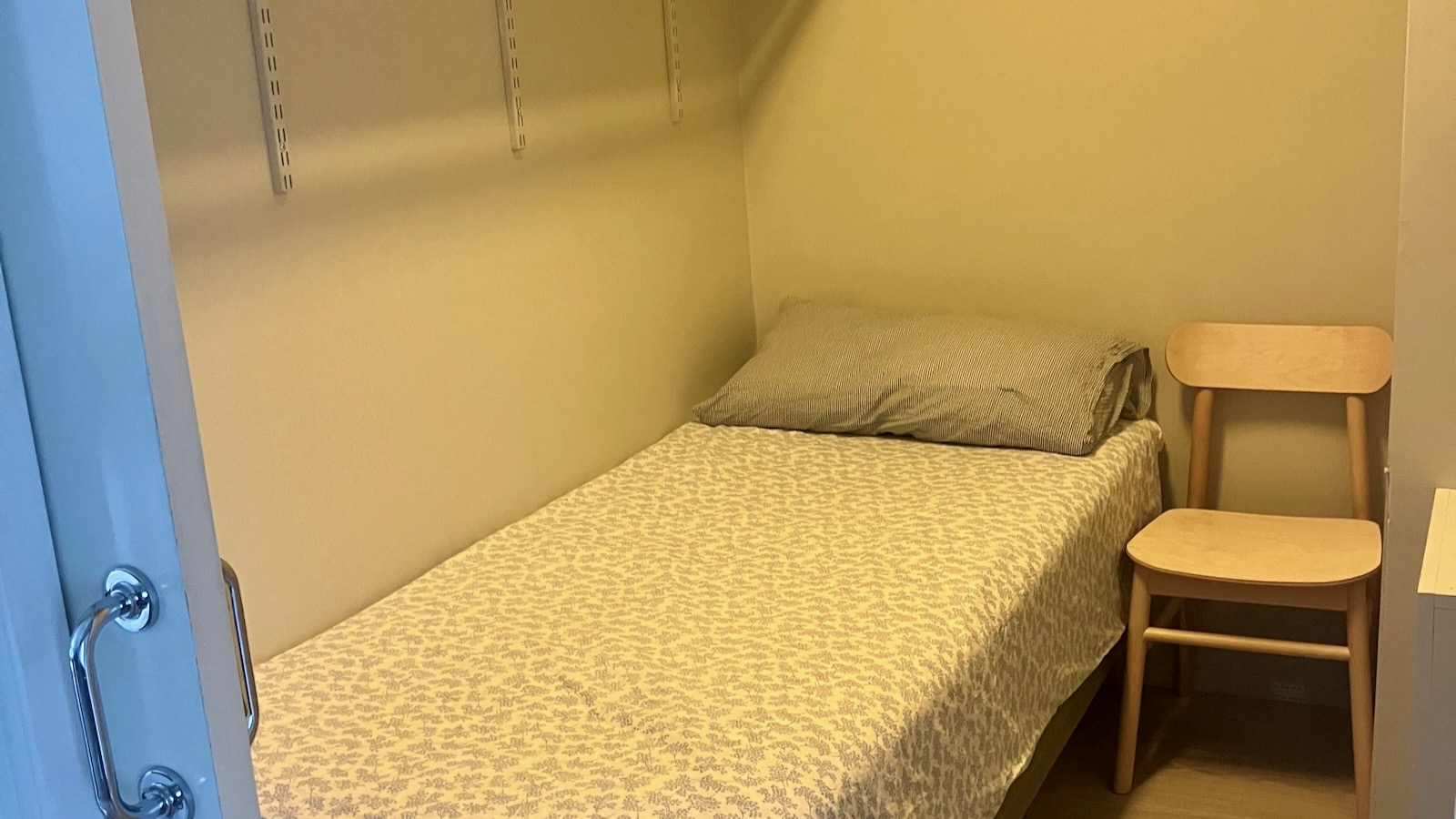 Lägenhet med egen uteplats, intill Skansport, nära Almedalen