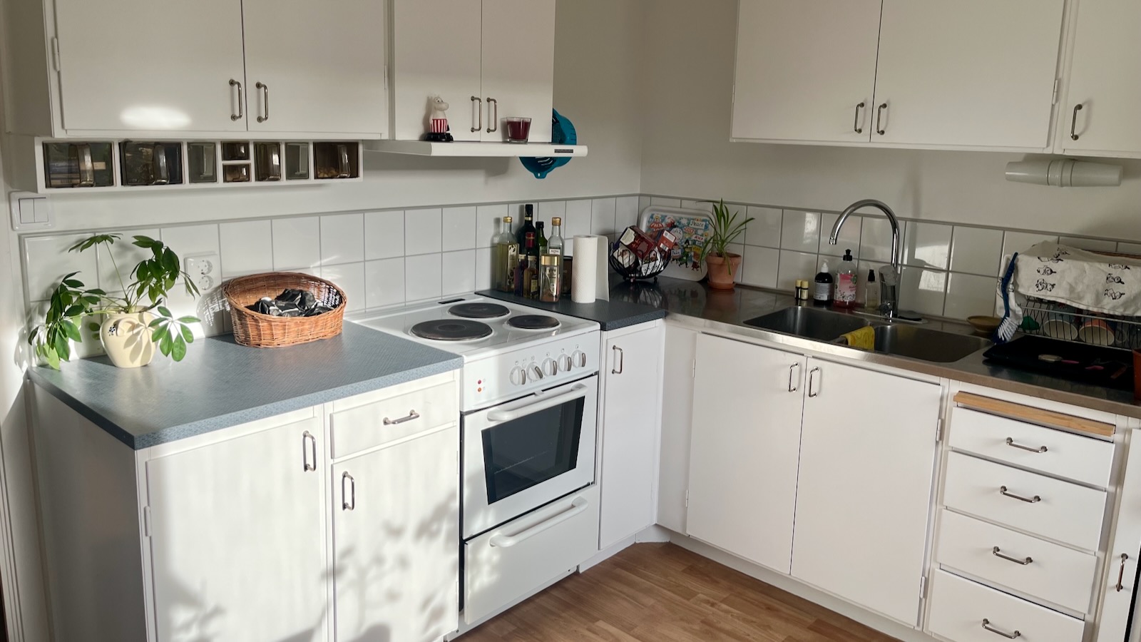 Välplanerad 2:a med havsutsikt & balkong