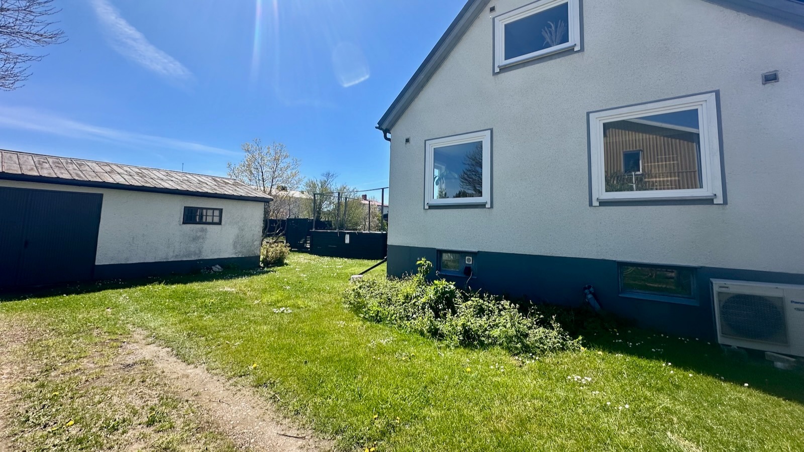 Boka 2026 - Fräsch villa på Silvåsgatan - 15 minuters promenad till ringmuren