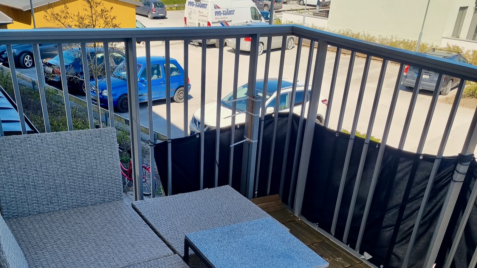 Boka 2025 - Modern 2:a med balkong, lugnt och smart boende för Almedalsveckan