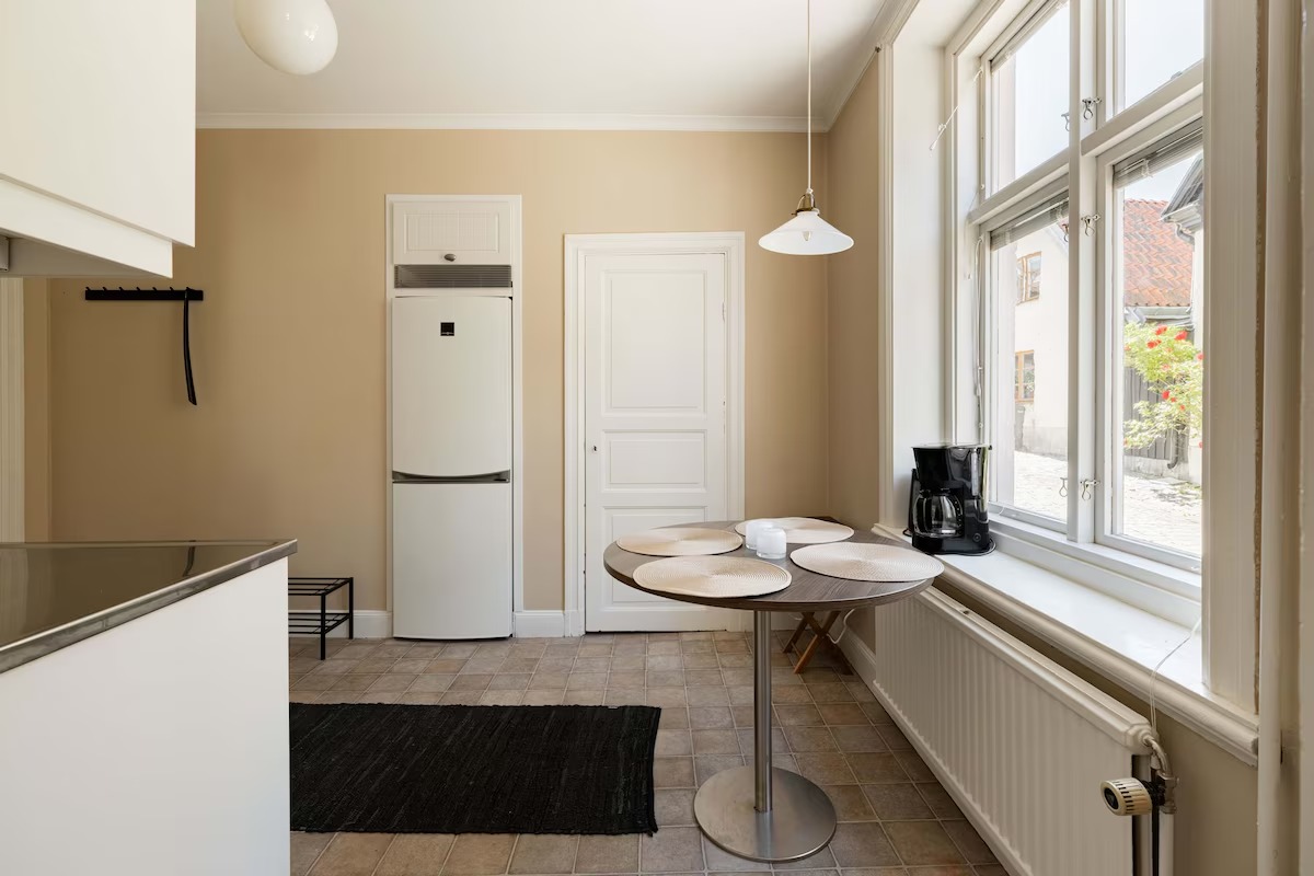 Boka 2026 - Fin lägenhet på Skeppargatan