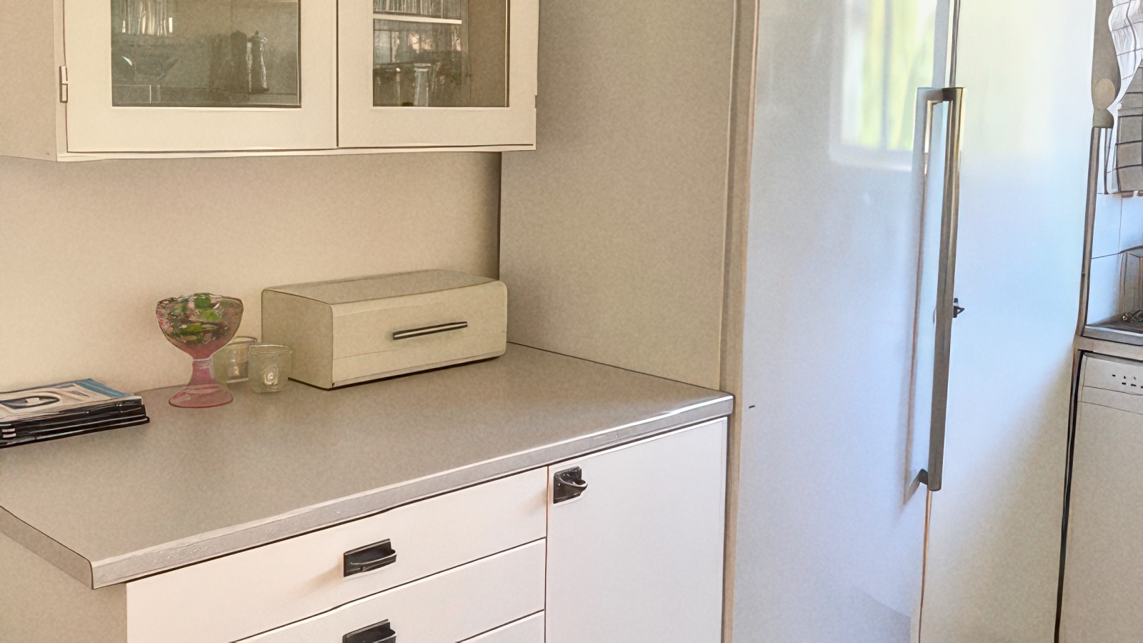 Boka 2026 - Fristående villa med fyra sovrum och lummig trädgård på Hemsegatan