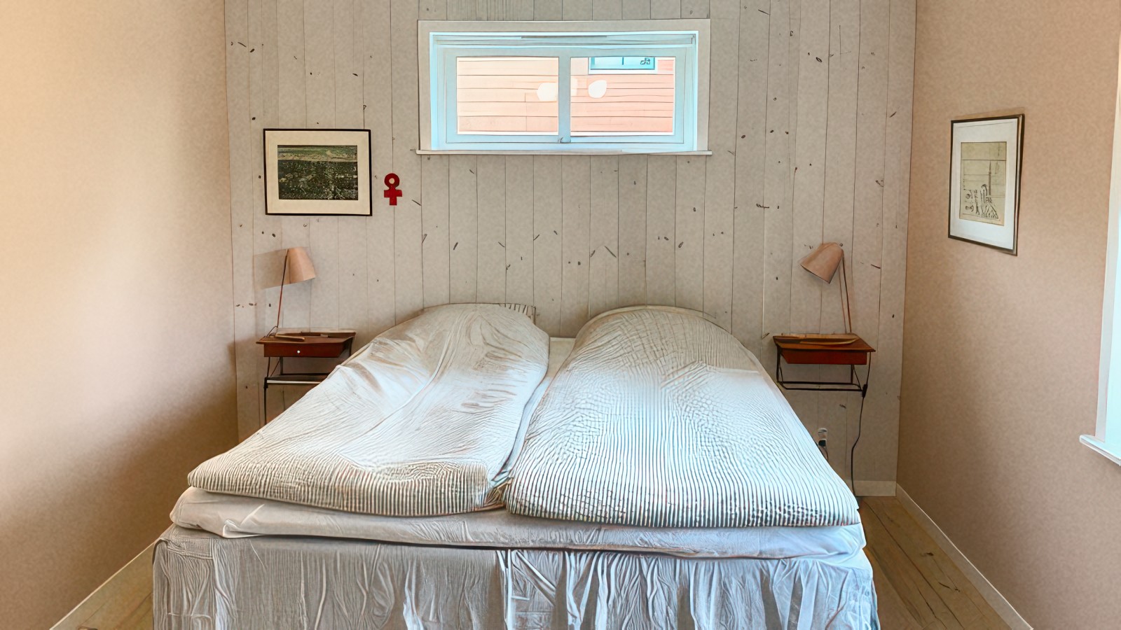 Boka 2026 - Fristående villa med fyra sovrum och lummig trädgård på Hemsegatan