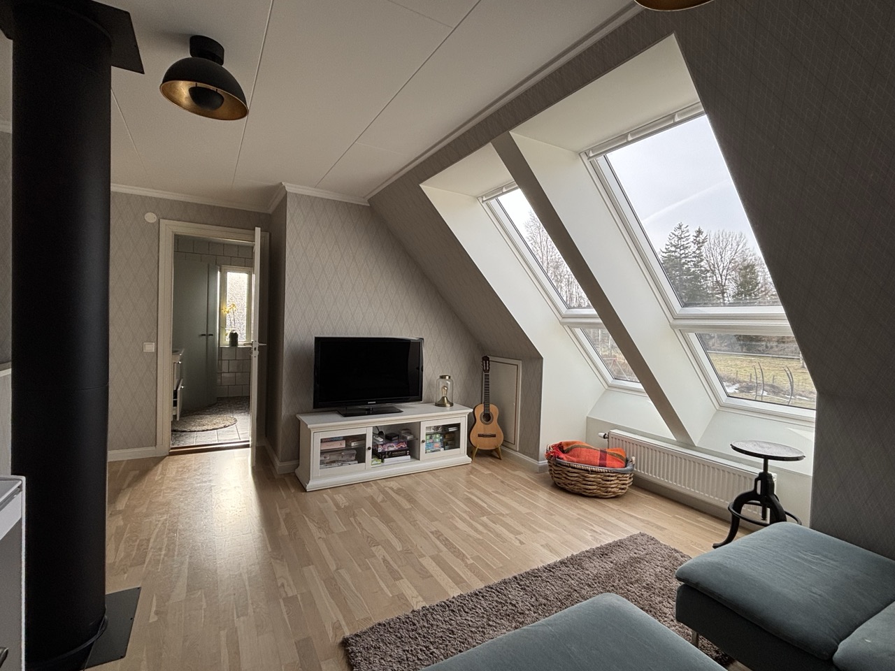 Boka 2027 - Modern villa med 4 sovrum strax söder om Visby