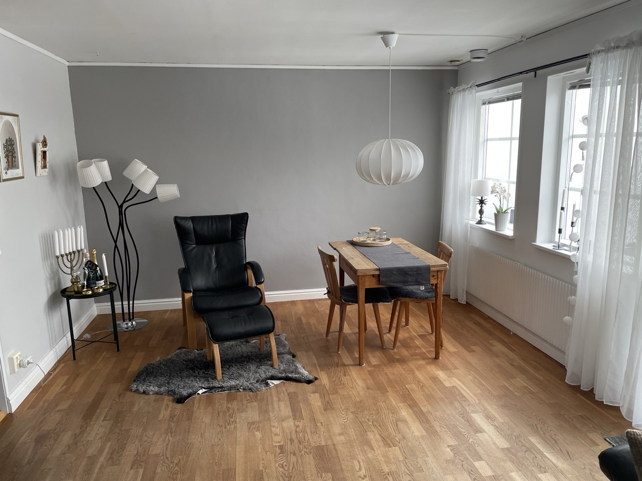 Boka 2027 - Modern villa med tre sovrum, glasat uterum och stor altan