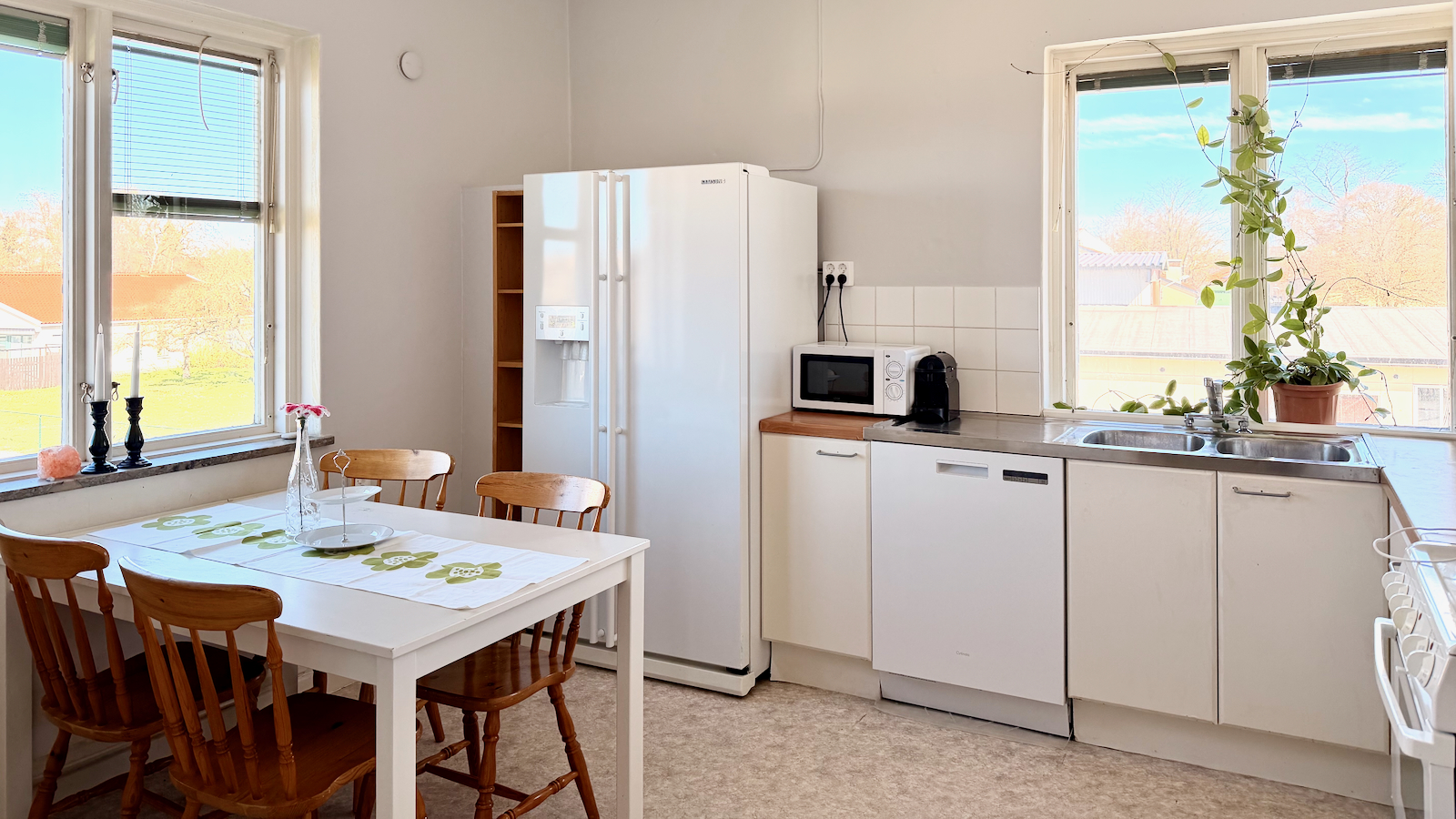 Boka 2026 - Central lägenhet med 6-8 bäddar intill Visby Öster centrum