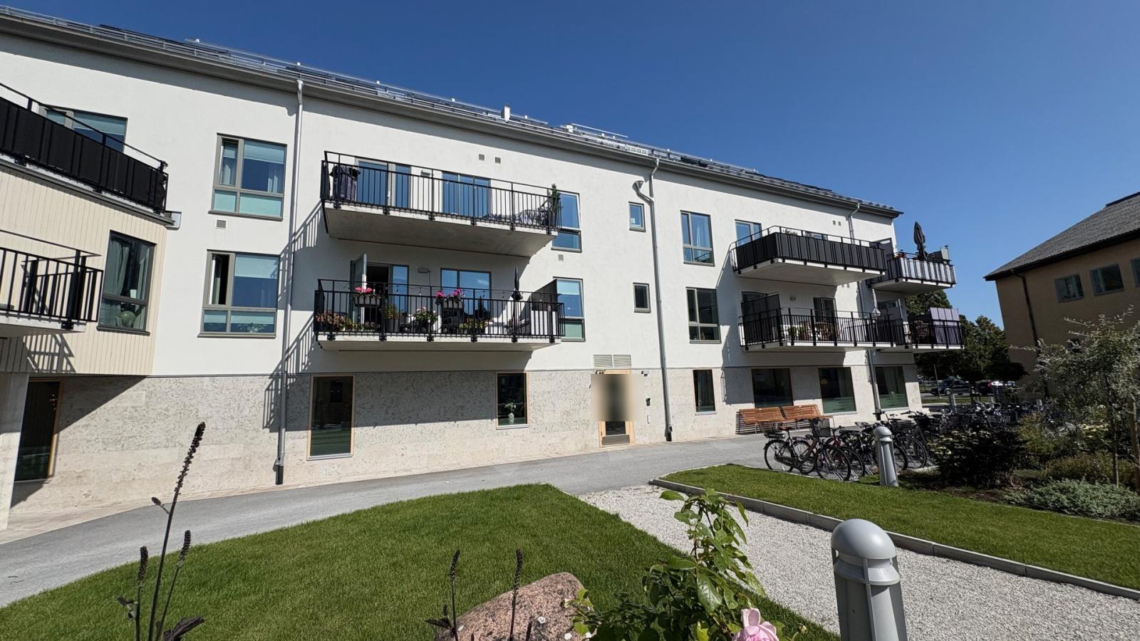 Lägenhet om 4 rok med två badrum och balkong vid Söderport, Peder Hardings väg, Visby