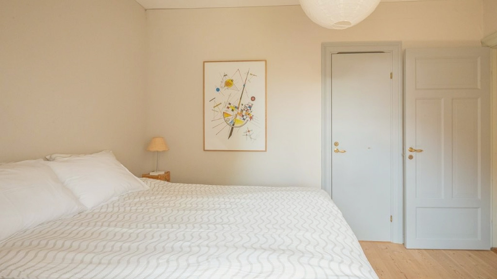 Nyrenoverat radhus, 3 sovrum på två plan vid Södertorg, innanför ringmuren, Visby
