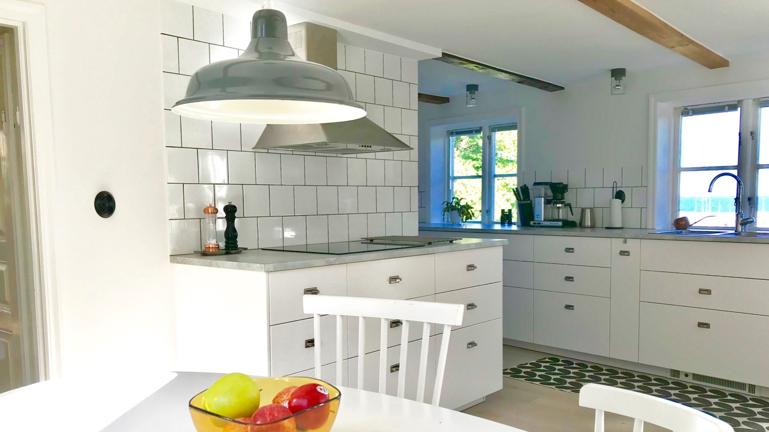 Boka 2027 - Villa med 5 sovrum och stor trädgård för mingel(200 personer) i Visby innerstad.
