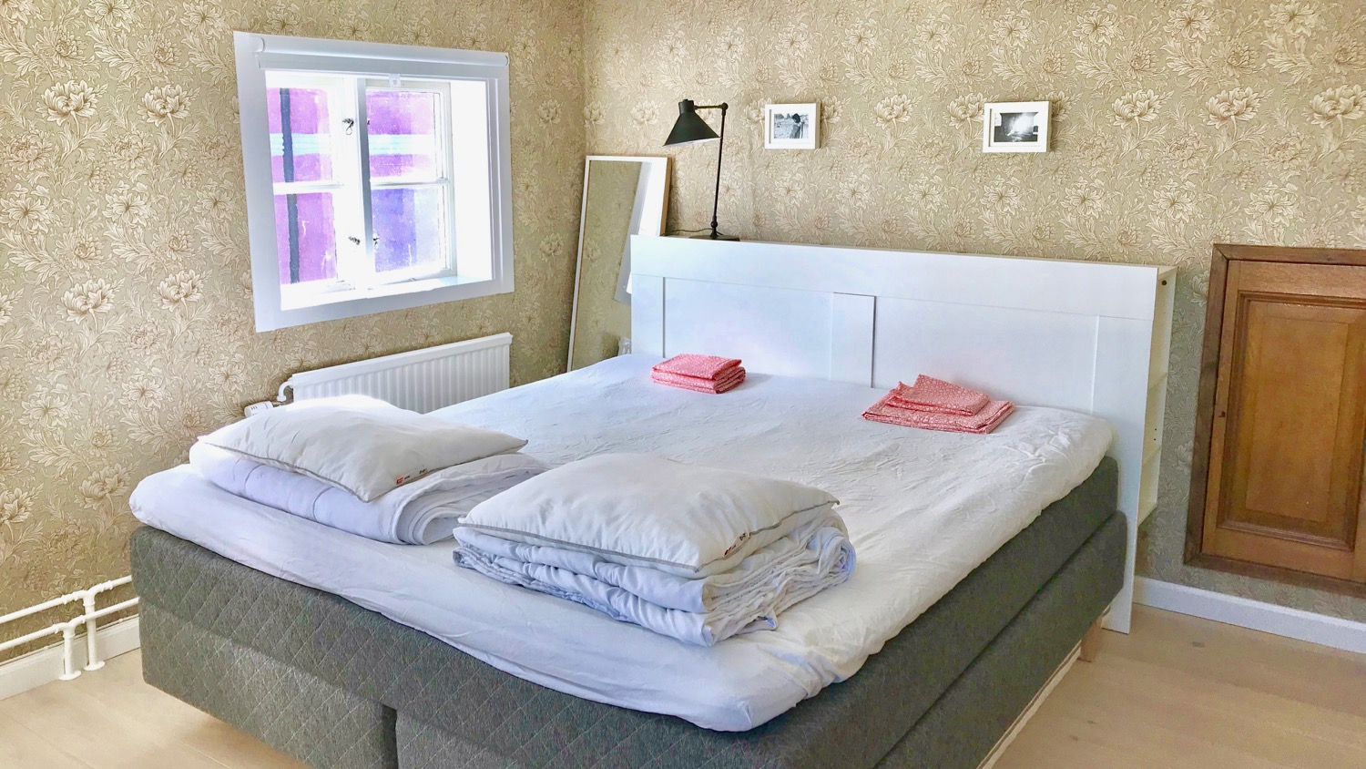 Boka 2027 - Villa med 5 sovrum och stor trädgård för mingel(200 personer) i Visby innerstad.