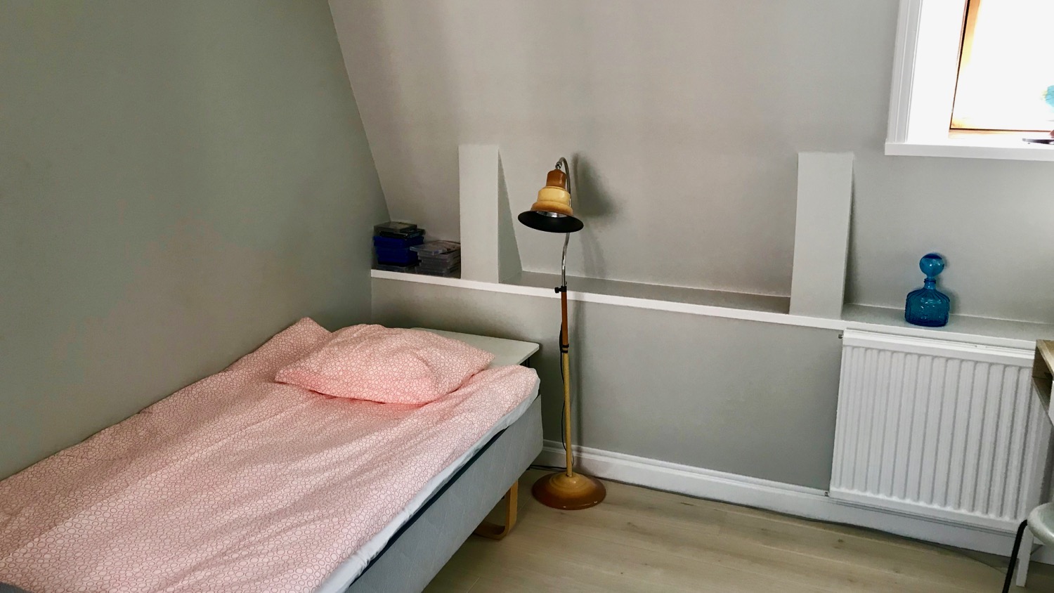 Boka 2027 - Villa med 5 sovrum och stor trädgård för mingel(200 personer) i Visby innerstad.