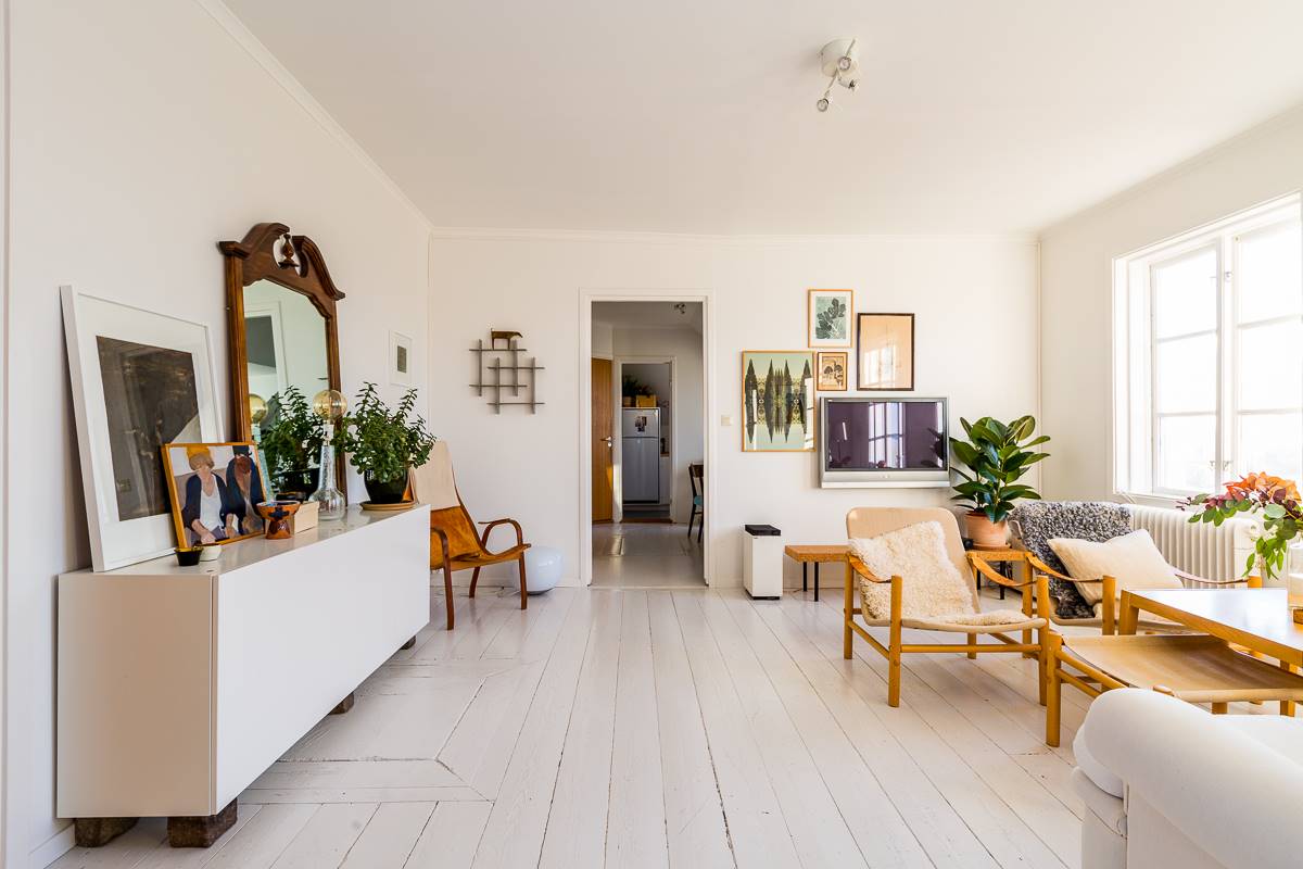 Fin lägenhet på Slottsbacken mitt i Visby innerstad. Boka 2018