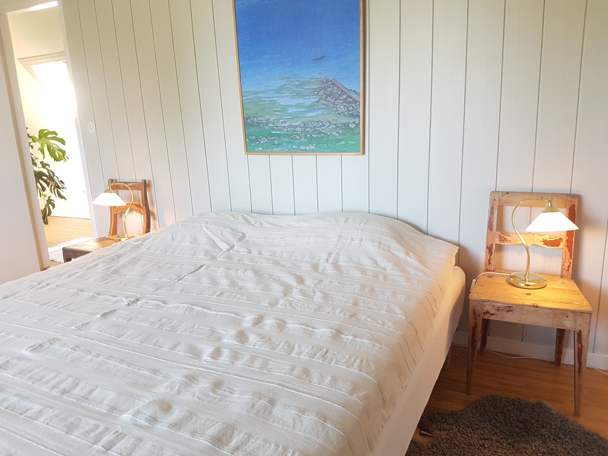 Boka 2024 - Stor mingelträdgård med Lägenhet på Skeppargatan