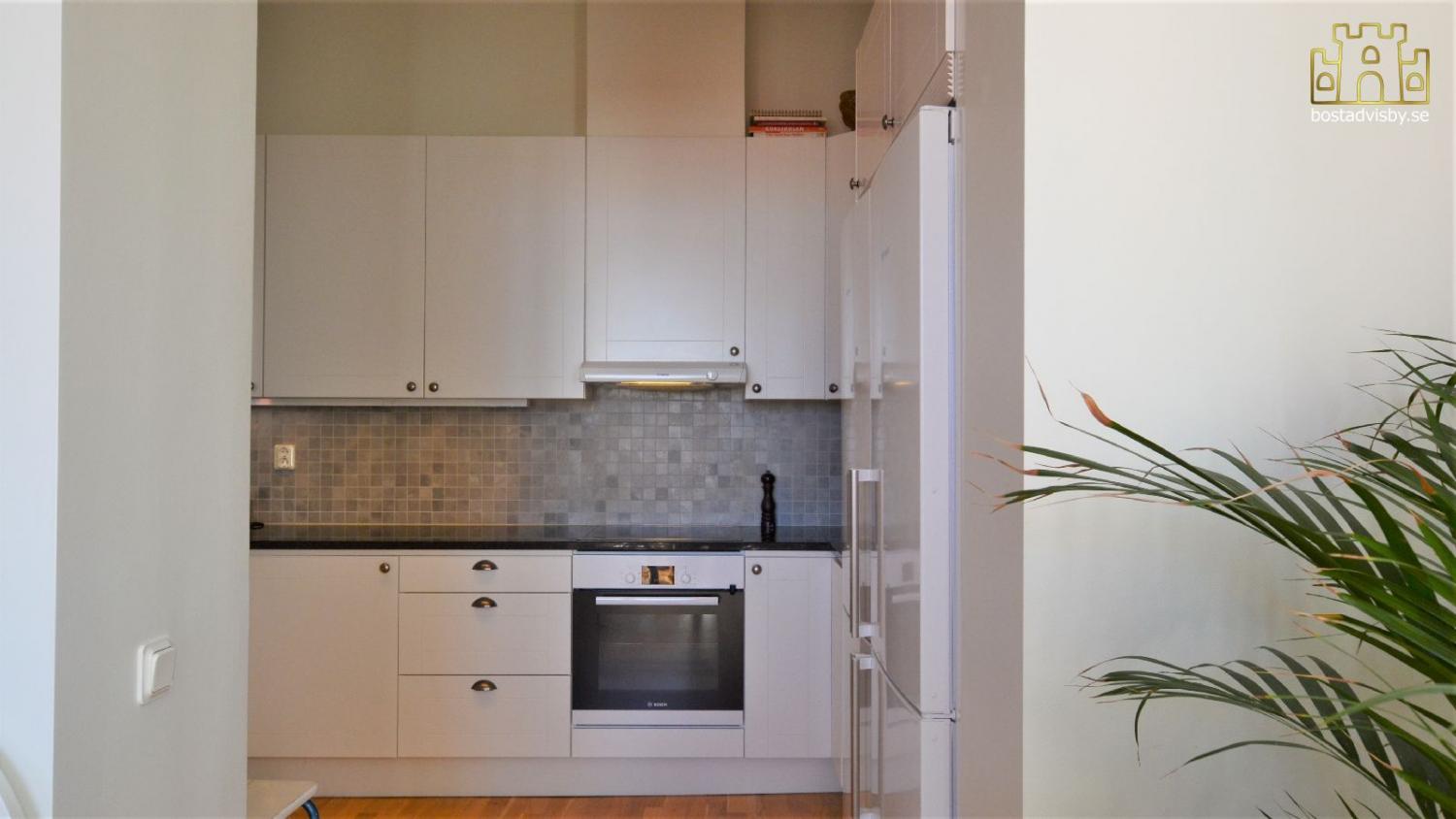 Boka 2020 - Stor 3:a - Havsutsikt -100 meter från Almedalen - 6 bäddar