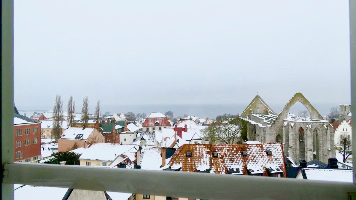 Hus på klippkanten med 180' utsikt över hela Visby innerstad