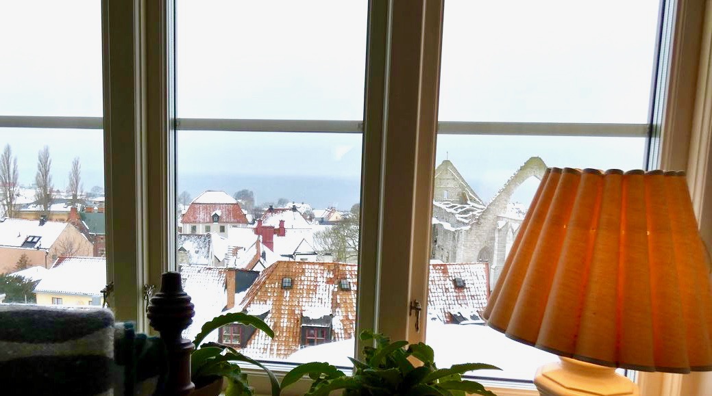 Hus på klippkanten med 180' utsikt över hela Visby innerstad