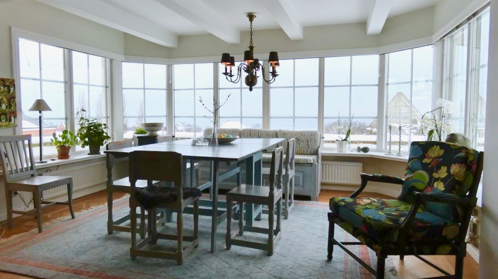 Hus på klippkanten med 180' utsikt över hela Visby innerstad