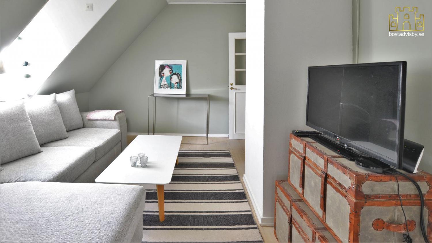 MTV 2026 - Nyrenoverat boende - Toppläge - på 3 plan i hjärtat av Visby innerstad - Upp till 9 bäddar