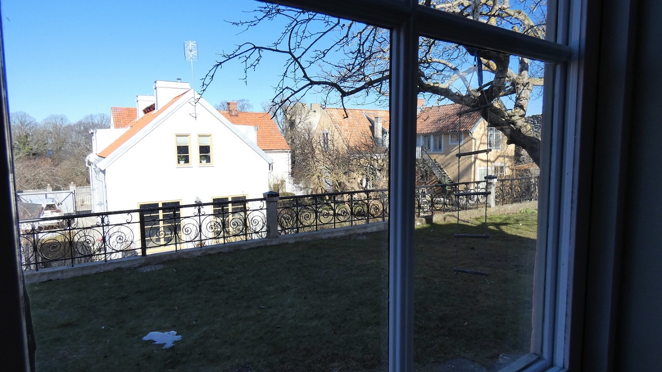 Attraktivt innerstadhus med stor trädgård - Mingel och rundabordssamtal - Stenkast från Almedalen