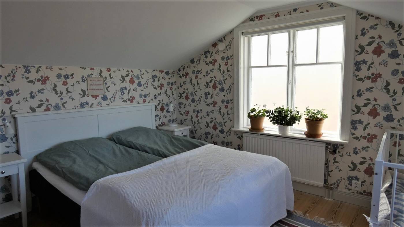 Attraktivt innerstadhus med stor trädgård - Mingel och rundabordssamtal - Stenkast från Almedalen