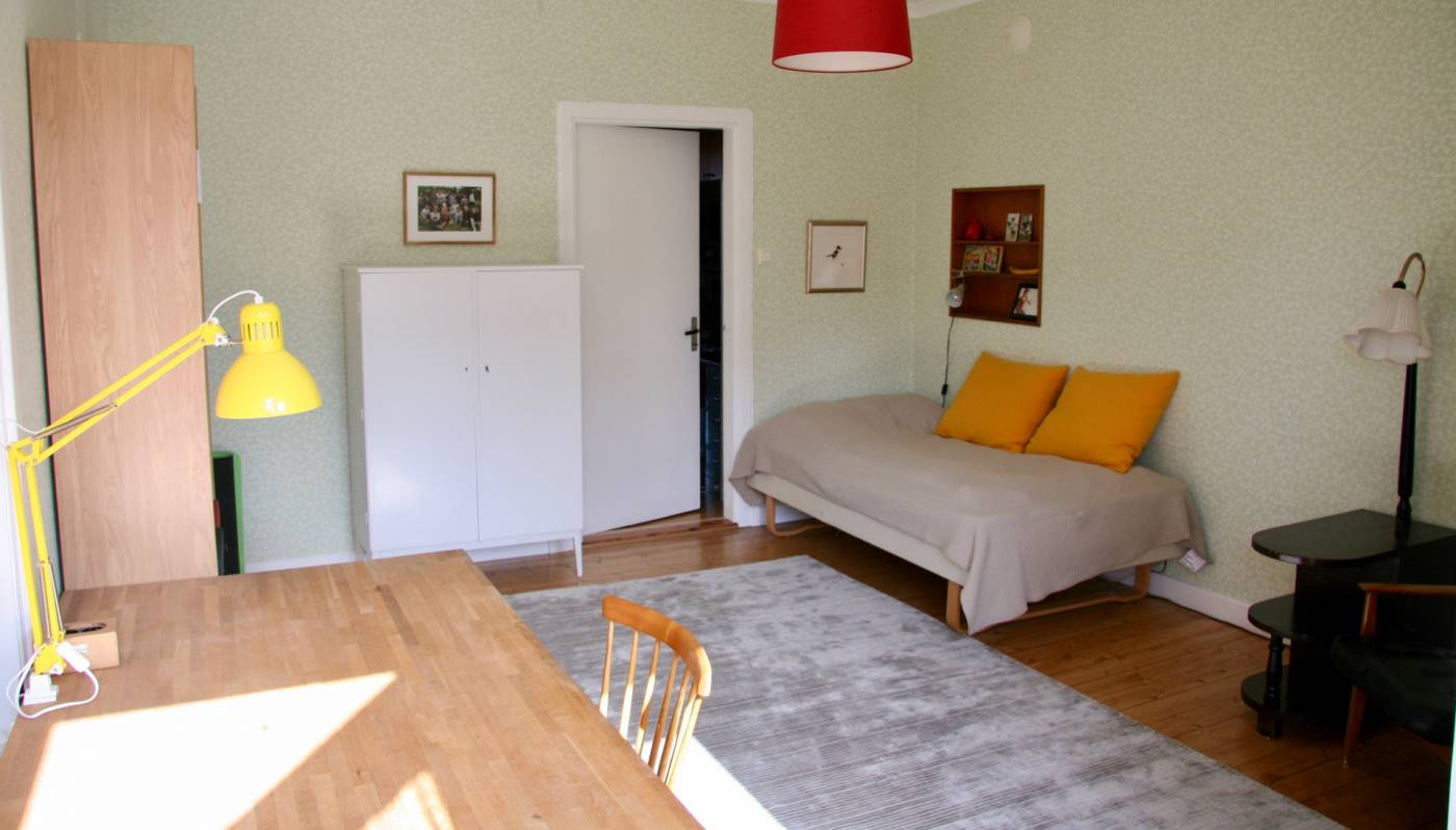 Boka 2019 - Paradvåning på Skeppargatan i Visby - 2 plan med utsikt över havet