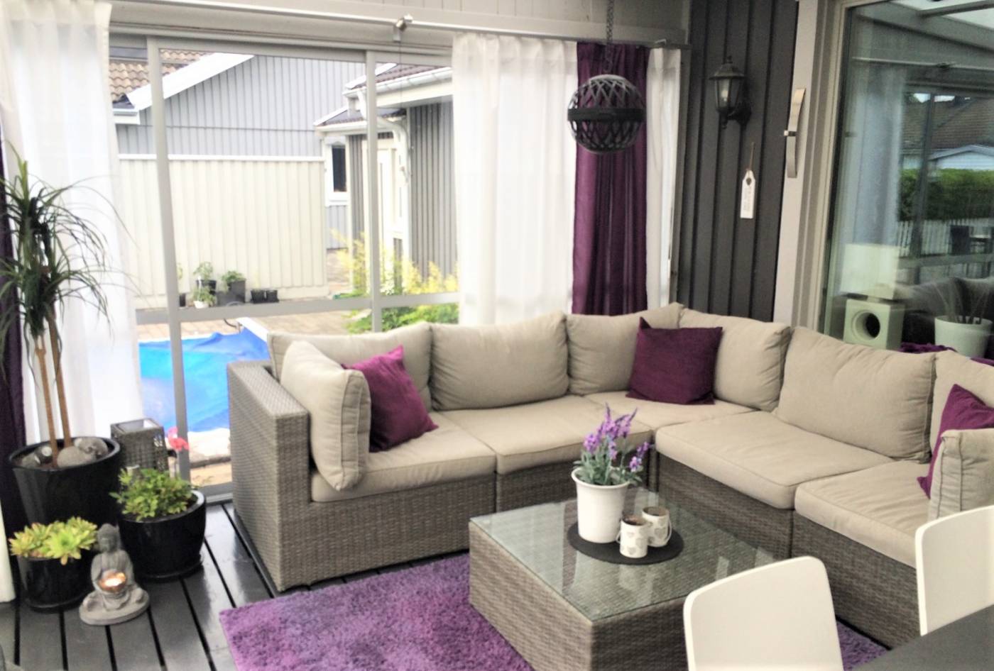 Boka 2020 - Härlig villa med pool - 4 sovrum med upp till 8 bäddar