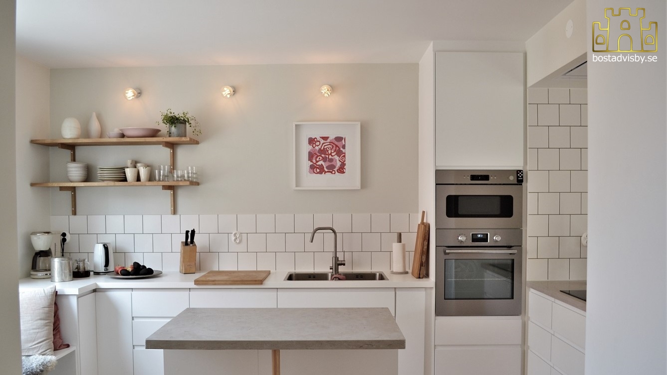 Attraktiv villa i innerstan med stor trädgård