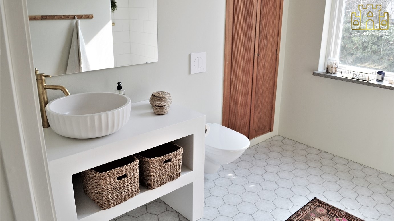 Attraktiv villa i innerstan med stor trädgård