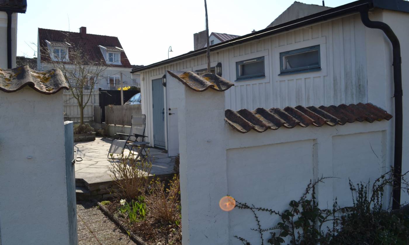 Boka 2019 - Innerstan - Gårdshus på klinten med 