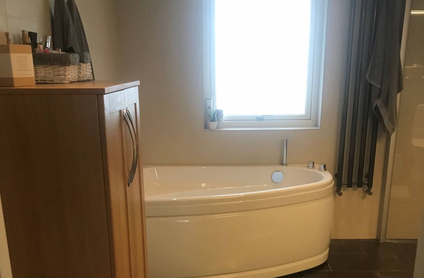 Boka 2022 - Fräsch villa strax söder om Visby - 10 min med bil från söderport