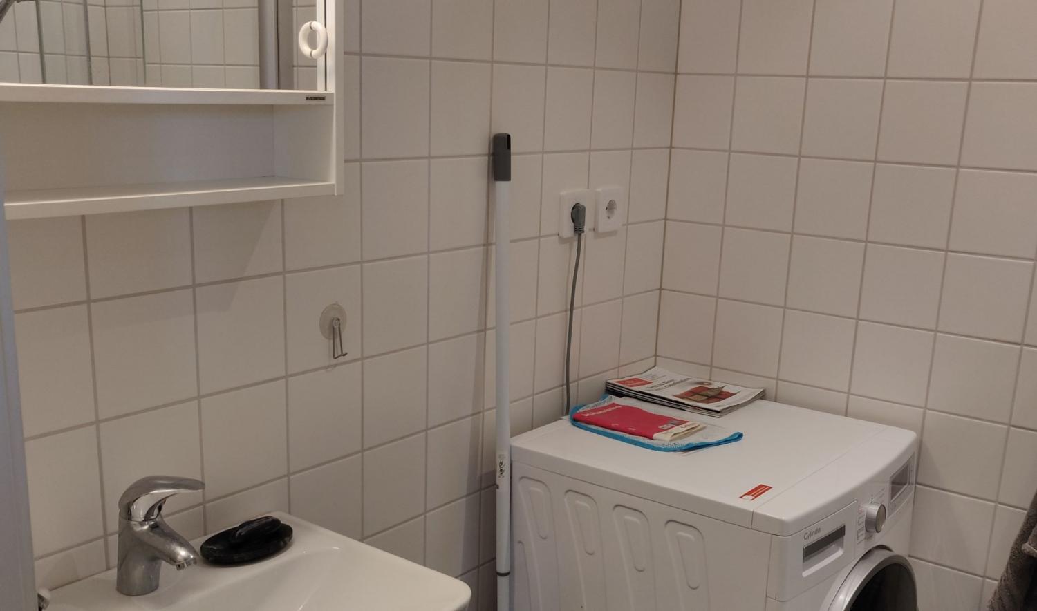 Boka 2019 - Fin 1a på Berggränd mitt i Visby innerstad. Bara 350 meter från Almedalen.