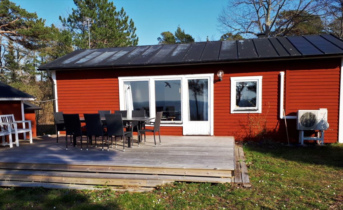 Boka 2019 - Semesterhus på Högklint vid havet