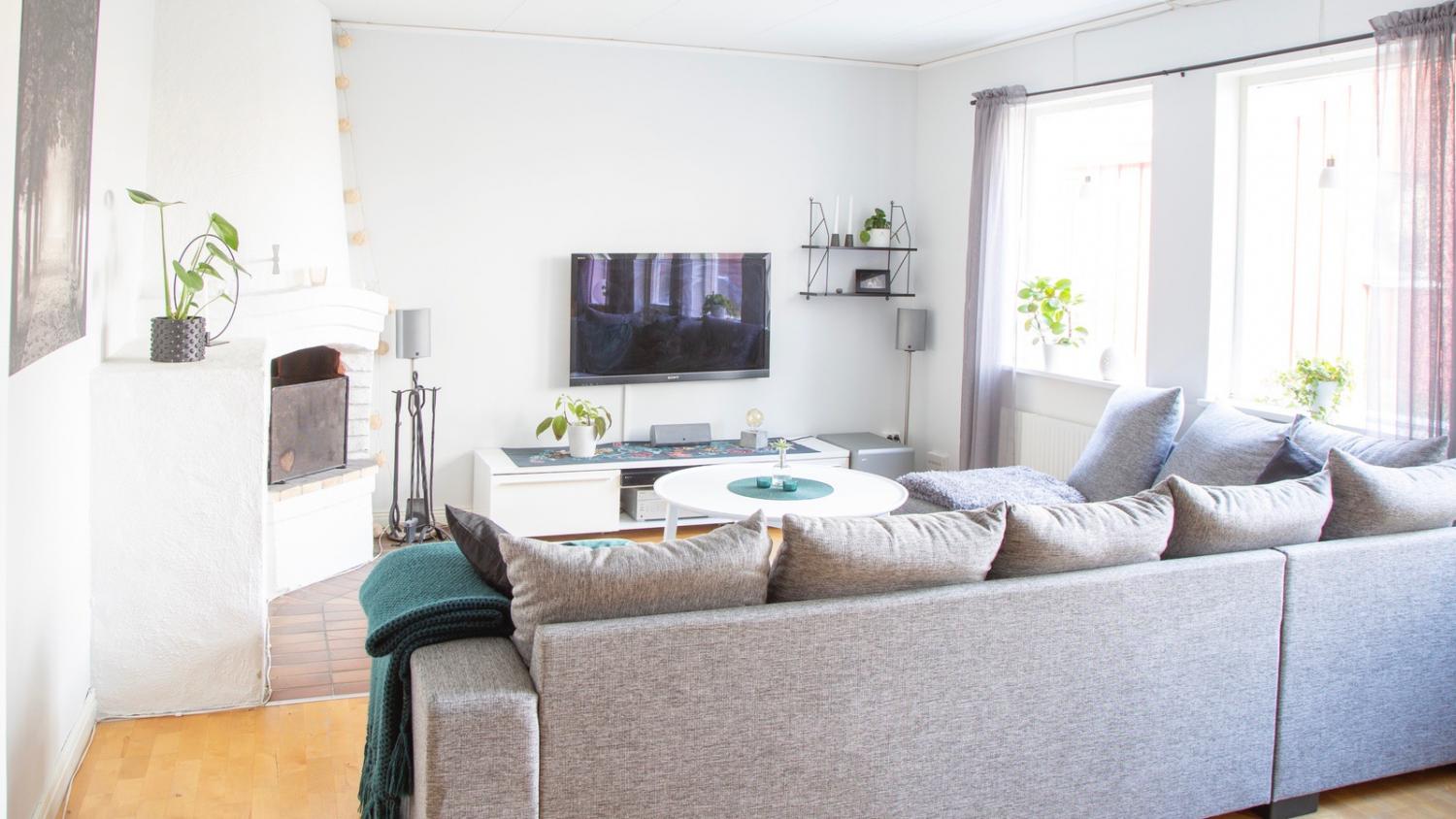 Boka 2020 - Stort nyrenoverat hus i lugnt område